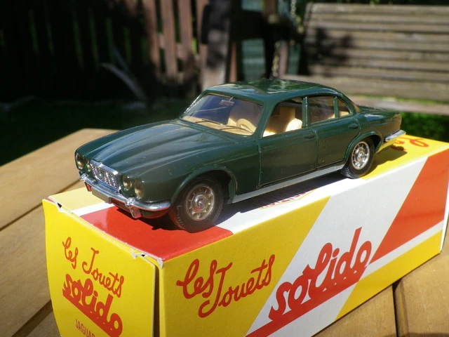 SOLIDO / HACHETTE 1/43em: JAGUAR XJ 12 de 1978 NEUF EN BOITE