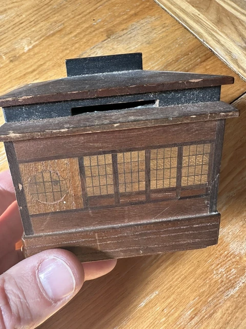 ANTIQUE 19thC JAPANESE PUZZLE OPENING HOUSE MONEY BOX MONEY BANK NOTE DAMAGE ANTIQUE 19thC JAPANESE PUZZLE OPENING HOUSE MONEY BOX MONEY BANK NOTE DAMAGE