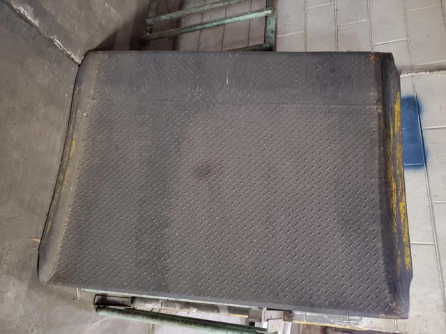 loading dock ramp