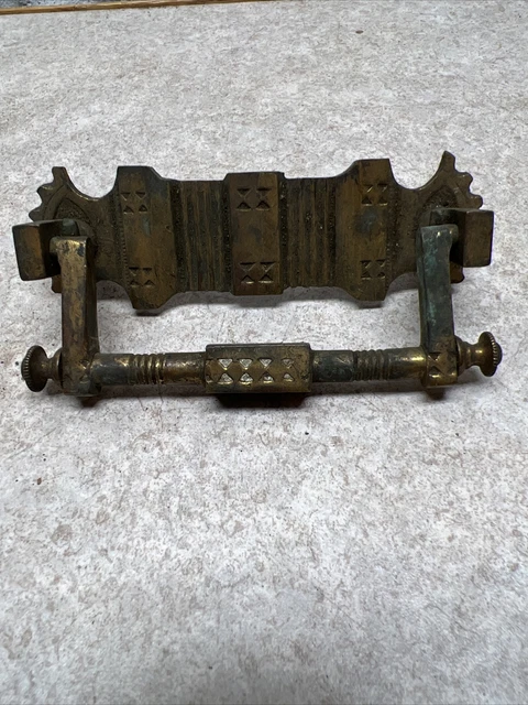 (1) RARE ANTIQUE BRASS VICTORIAN EASTLAKE DRAWER PULL  3 1/2” C To C