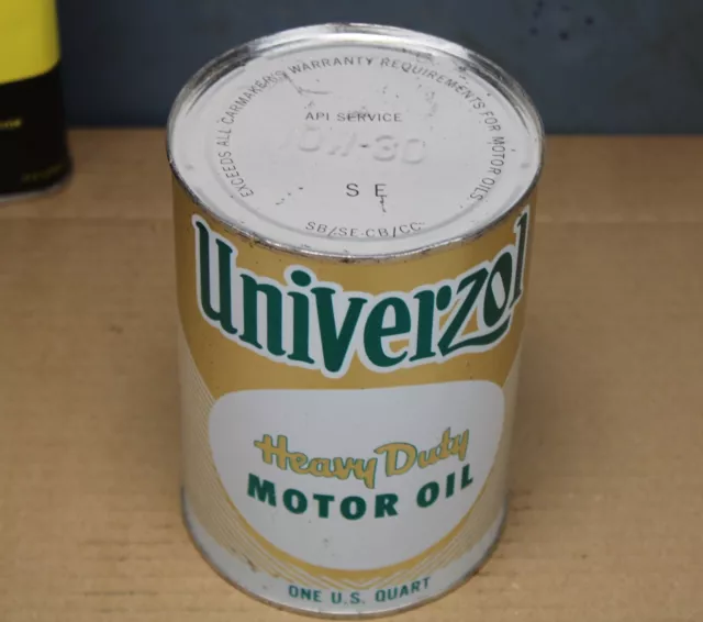 FULL NO LEAKS~ 1950s era UINIVERZOL MOTOR OIL Old Graphic 1 qt. Tin Can **NICE**