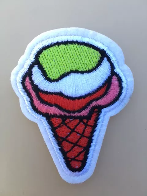 Patch écusson brodé glace ice cream comics fun thermocollant custom