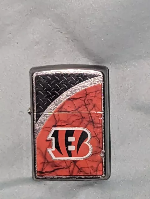 NFL ZIPPO LIGHTER 2016 Cincinnati Bengals MINT working! 🚬