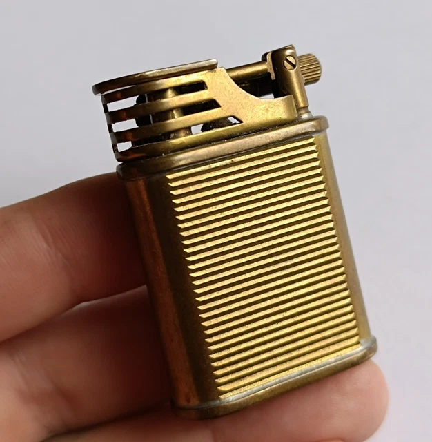 VVAY Briquet Essence Vintage Rétro En Cuir Véritable – Style Élégant Cuir & Métal, Flamme Puissante, Sans Essence (Pierre De Rechange Incluse)
