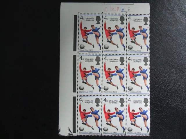 SG700 1966 England World Cup Winners. Cylinder Block of 9. MNH.