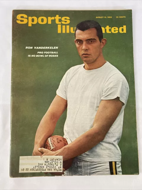 1963 August 19 Sports Illustrated Magazine Craig Breedlove Driving (CP68)