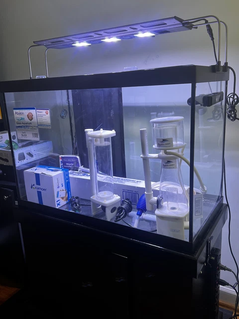 Aquarium (NEW) 65 Gallon with Gently Used Stand