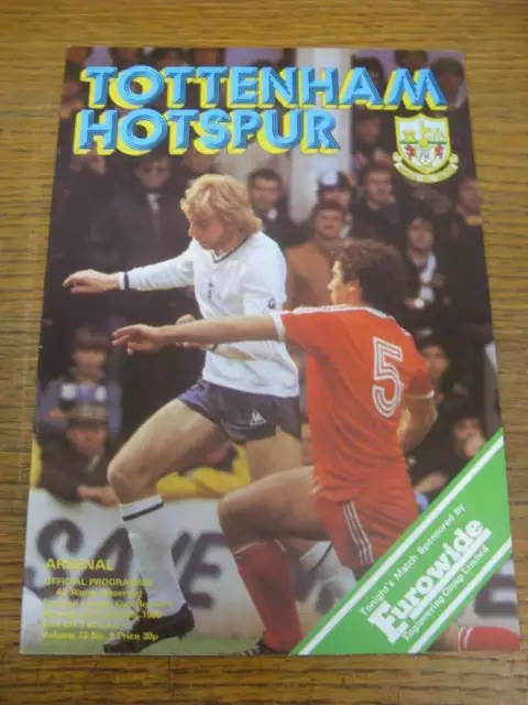 27/10/1980 Tottenham Hotspur v Arsenal [Football League Cup]