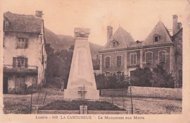 Carte postale ancienne postcard LA CANOURGUE LOZÈRE monument aux morts timbrée