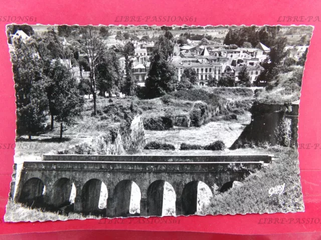 Cpa N°672, Blaye, Gironde, Les Douves Et Le Pont De La Citadelle