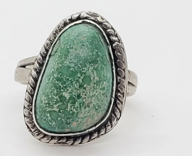 Vintage Old Navajo 935 Sterling Silver & Raw Green Big Chunky Turquoise Ring