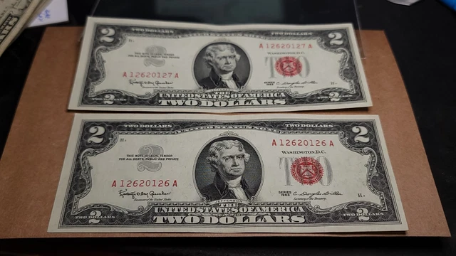 2 Consecutive $2 1963 Red Seal Legal Tender Notes Choice About Uncirculated