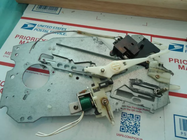 Technics SL-Q2 Stereo Turntable Parting Out Control Assembly + Solenoid + Switch