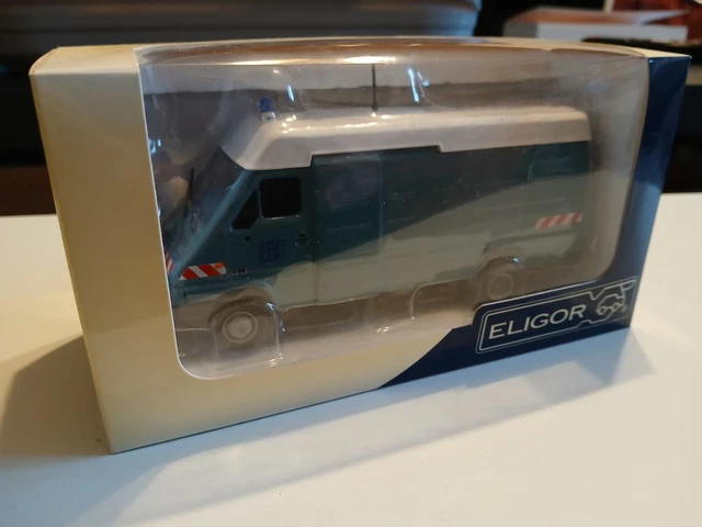 Norev 1/43 Peugeot J5 EDF GDF 2002 – Bleu Collection