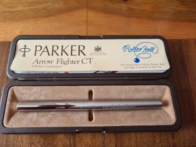 1980s PARKER ARROW STEEL FLIGHTER CHROME TRIM ROLLERBALL PEN-USA-ADVERTISED.