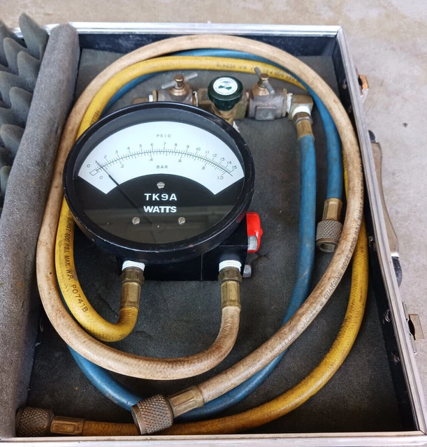 WATTS TK9A Backflow Preventer Test Kit Gauge in Case with Brass Fittings TK-9A