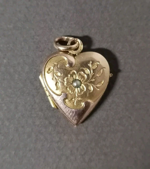 Pendentif Ancien Art Nouveau – Médaille Plaqué Or – Cœur Cristal – Breloque