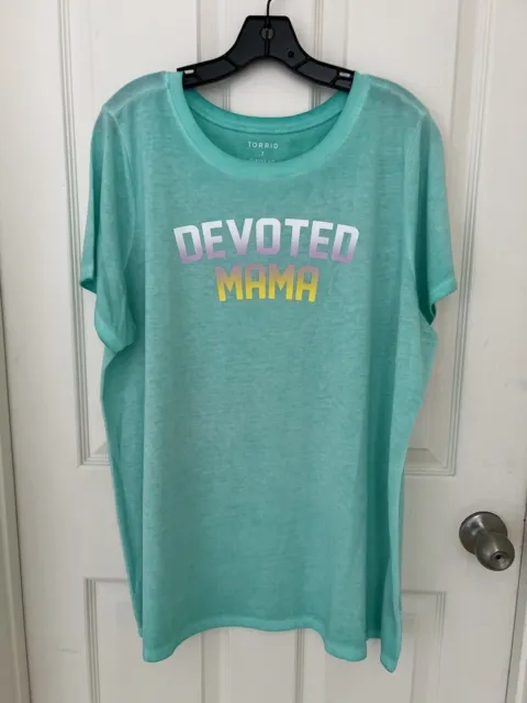 NWOT Torrid Womens Graphic Tee Crew Neck Tee Sz 2X (18-20) Green Devoted Mama