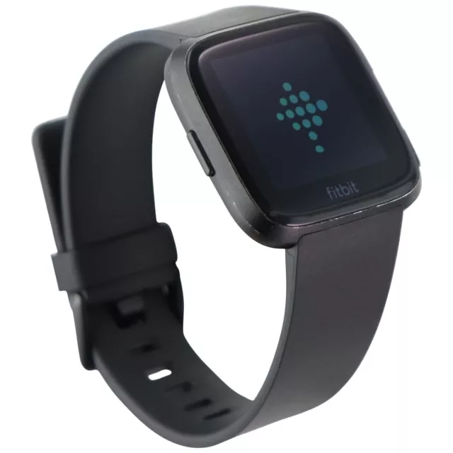 Fitbit Versa (1st Gen) Smart Watch Black Al/Black Band FB505 Good