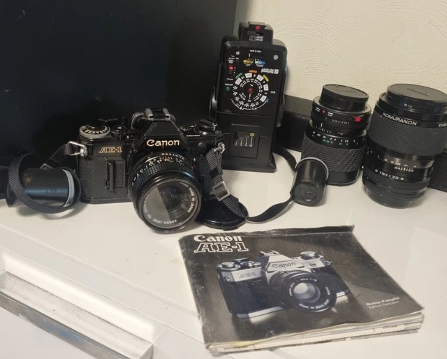 Ancien Appareil photo Argentique CANON AE-1 + divers Objectifs et accessoires
