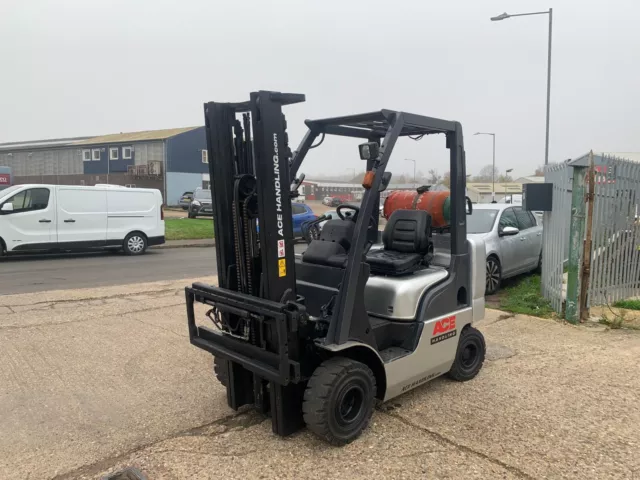 NISSAN AP1F2A25DU Gas Container Spec Forklift Buy-£9995 HP-£48.06 Hire-£69.99pw