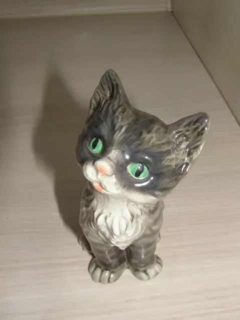 Porzellan Göbel Porzellanfigur Katze grüne Augen W.Germany Porzellan Figur  Deko