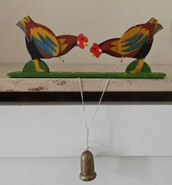 Schönes altes Holz Spiel Spielzeug "Pickende Hühner"