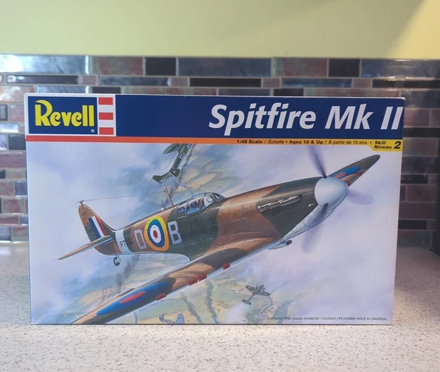 REVELL SPITFIRE MK II 1:48 Model Jet Airplane Kit #85-5239~NEW & SEALED ...