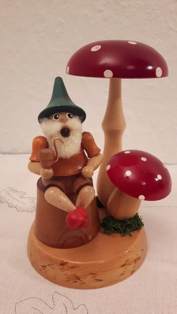 Original Erzgebirge  DDR schönes Räuchermännchen  Zwerg / Pilz neuwertig