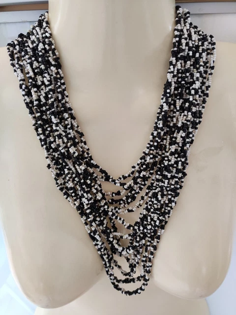 Collier Ancien En Perles De Rocaille Noires - 20 Rangs, Longueur 42 Cm, En Très Bon état