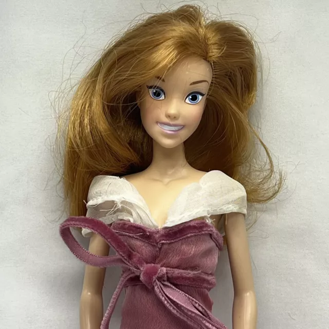 Giselle Barbie Doll Disney Enchanted Movie Amy Adams Disney Store