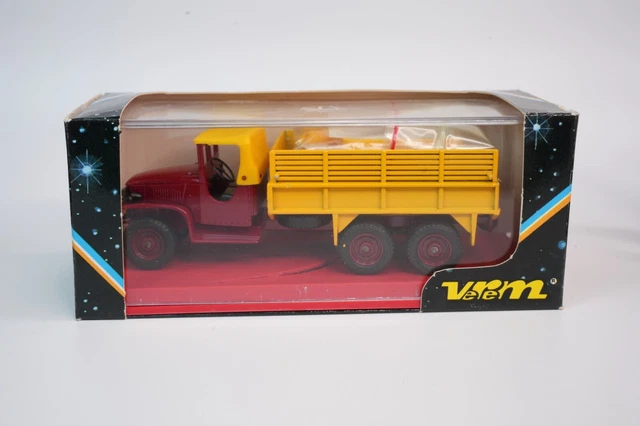 RENAULT REINASTELLA CIRQUE PINDER VEREM 1:43 de reference