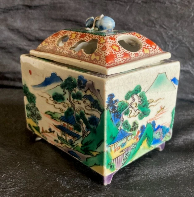 Wonderful 19Th Century Chinese Famille Rose Porcelain Miniature Incense Burner!
