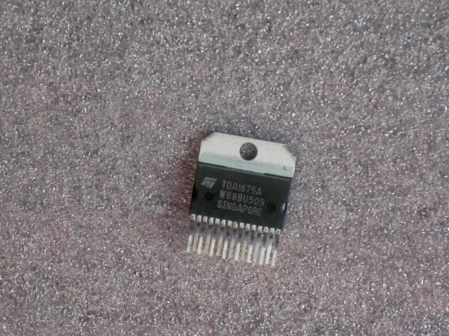 TDA 1675A AMPLIFIER 15 pin Package, IC Linear Vertical Deflection Circuit, 35V,