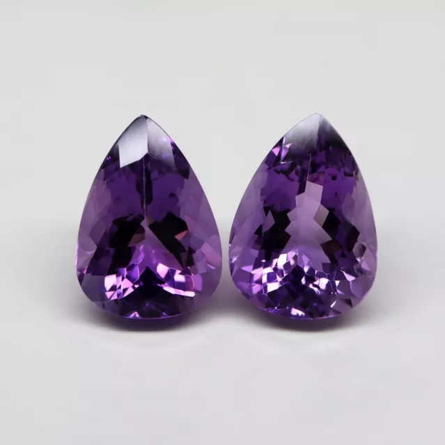 21.6 Karat Natürlich Top Qualität Dunkel Lila Farbe Brasilien Amethyst Birne Cut