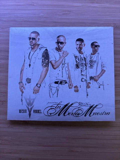 WISIN Y YANDEL Present 