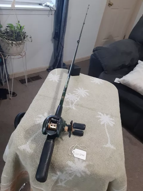 Baitcasting Fishing Rod Shakespeare 4'6'Ultra Light And Reel Bass