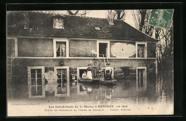 CPA Bonneuil, Les Inondations de la Marne 1910, Entree du Restaurant du Moulin