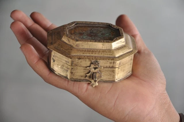 Old Brass Handcrafted Unique Mirror Fitted 4 Compartment Betel Nut Box
