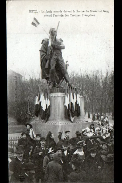 METZ (57) WAITING FOR MILITARY TROOPS at the MARECHAL NEY MONUMENT in 1918