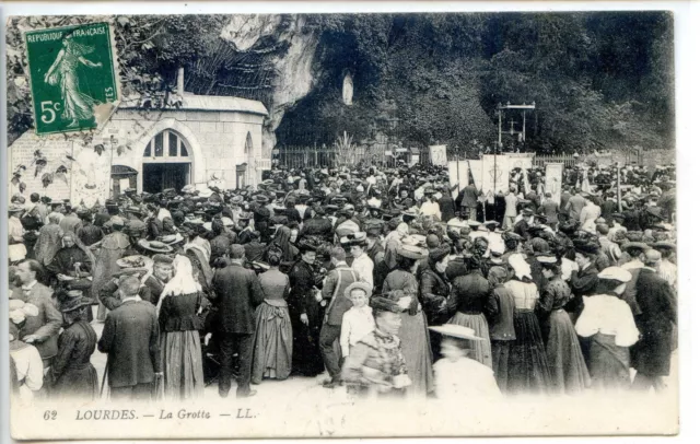 CP 65 Hautes-Pyrénées - Lourdes - La Grotte II