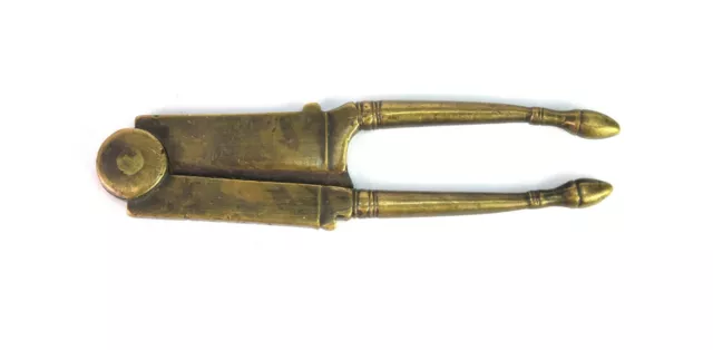 Vintage Brass Ethnic Traditional Betel Nut Cutter Collective Nut Cracker i12-343