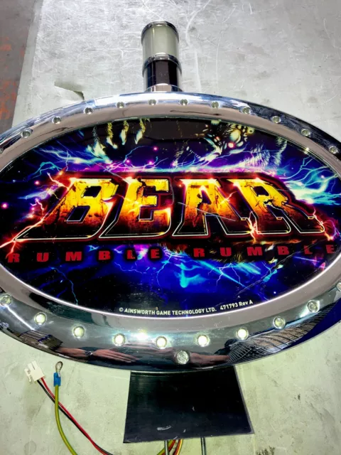 AINSWORTH Slot Machine BEAR RUMBLE RUMBLE Topper Very Cool