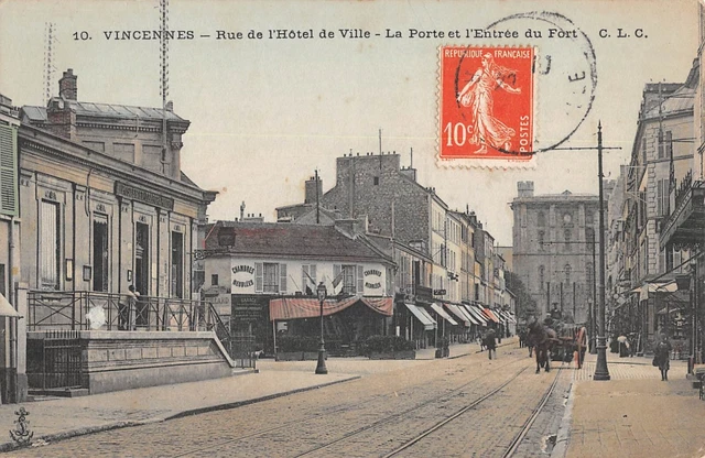 Cpa 94 Vincennes / Rue De L'hotel De Ville / La Porte Entrance Du Fort