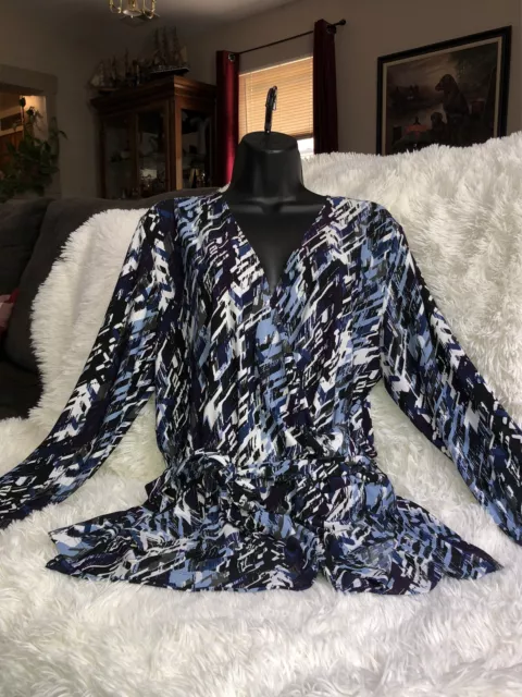 Chicos 3 Size XL Long Tunic With Belt, V Neck Polyester J8