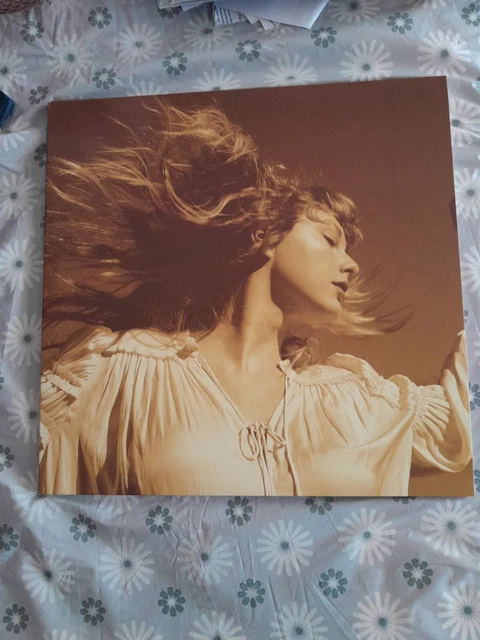 Fearless Taylors Version By Taylor Swift Record 2021 Gold Pressing Fearless Taylors Version By Taylor Swift Record 2021 Gold Pressing