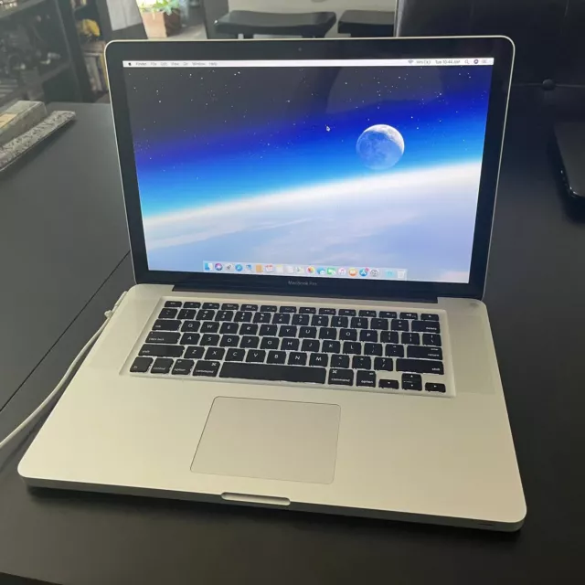 UPGRADED MacBook Pro 15" 3.06GHZ Core i5 8GB RAM 500GB STEVE JOB ERA SOLID APPLE