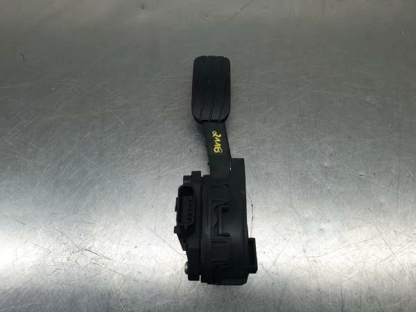 180101626r pédale d accélérateur renault master kipper