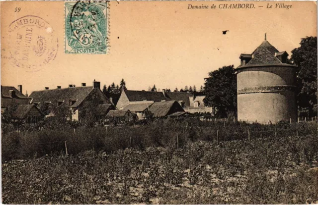 CPA Chambord Le Village FRANCE (1287236)