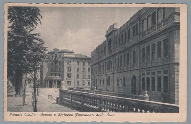CR1382 - Cartoline Regionali: Reggio Emilia - Scuole e Palazzo Funzionari di Sta